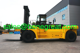 Chine BENE plus grand chariot élévateur diesel 42 à 45 tonnes chariot élévateur lourd 45 tonnes conteneur d'empilage avec moteur diesel Cummins fournisseur