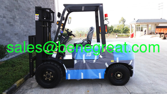 Chine Vente à chaud chariot élévateur diesel avec une capacité de 6600lbs moteur isuzu camion élévateur de 3 tonnes avec transmission hydraulique fournisseur