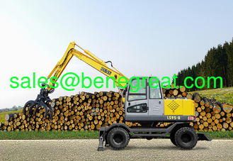 Chine small wheel excavator with 0.23cbm bucket log grapple for sugarcane loading fournisseur