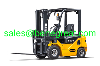 Chine BENE chariot élévateur diesel de 3 tonnes avec moteur isuzu chariot élévateur de 3 tonnes avec mât triplex de 4,5 m fournisseur