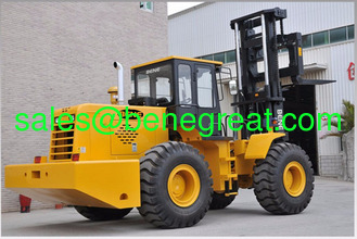 Chine 15ton empilhador todo-terreno  Empilhador todo-o-terreno15ton baixo preço fournisseur
