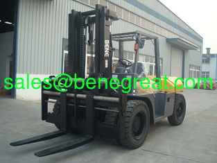 Chine Camion élévateur à 10 tonnes BENE VS TCM Camion élévateur diesel à 10 tonnes avec mât libre fournisseur