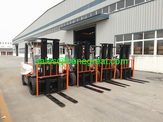 Empilhadeira diesel com capacidade de 6600lbs isuzu motor 3ton empilhadeira com transmissão hidráulica fournisseur