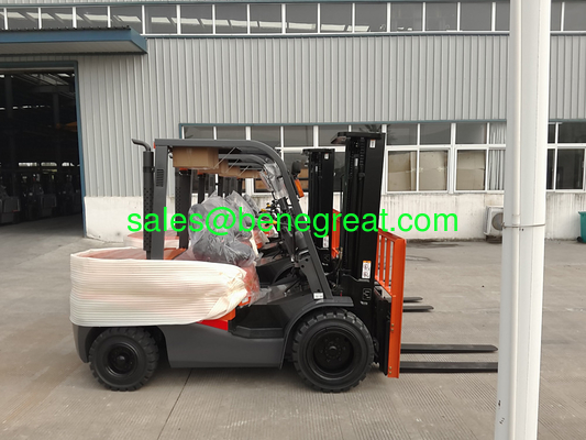 Empilhadeira diesel com capacidade de 6600lbs isuzu motor 3ton empilhadeira com transmissão hidráulica fournisseur