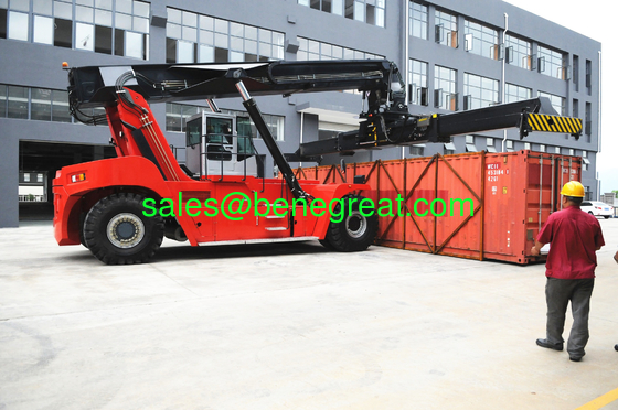 45 tonnes fabricant Empilhador de alcance 45 tonnes empilhador de alcance de recipiente 45T empilhador de contenteurs fournisseur