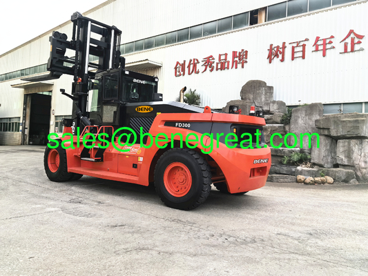 BENE 30 tonnes chariot élévateur avec moteur Cummins de 178 kW avec transmission hydraulique de puissance chariot élévateur diesel fournisseur