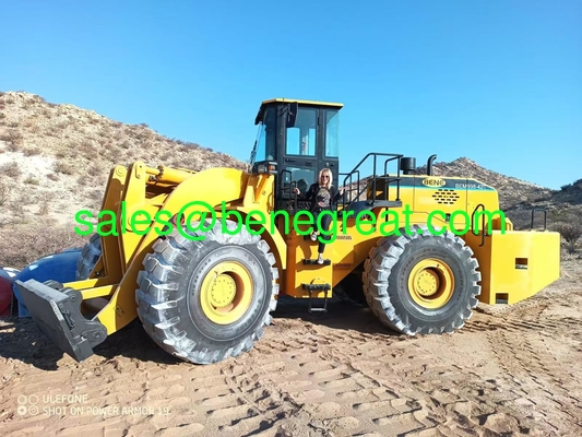 BEM998-42T Puissant chargeur de carrière avec une capacité de 42000 kg et une hauteur de levage de 3200 mm fournisseur