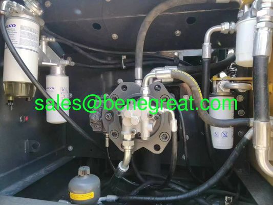 Excavatrice EC210 utilisée 263KW 21,5 tonnes 9,7 mètres portée de creusement fournisseur