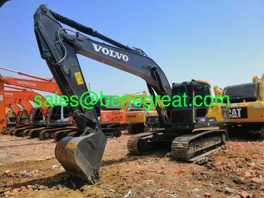 Excavateur VOLVO EC210 utilisé 263KW 21,5 tonnes 9,7 mètres de portée de creusement fournisseur