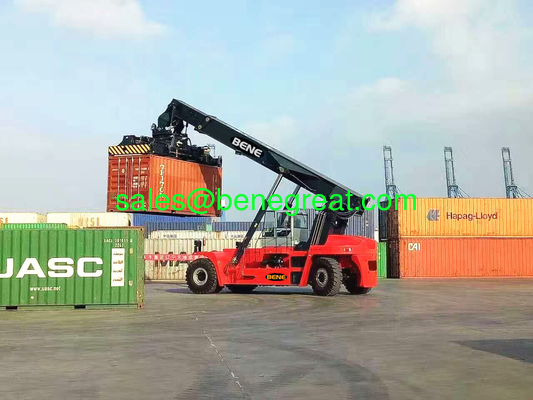 Chinese 45 ton container reach stacker manufacturer with DANA transmission fournisseur