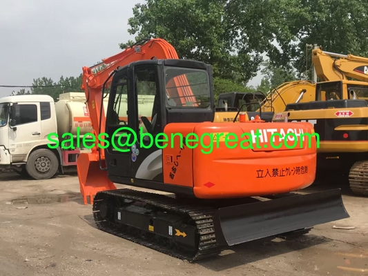 Excavateur HITACHI ZX70 d'occasion avec 55KN force de creusement 6400kg poids de fonctionnement et 565 heures de travail à vendre fournisseur