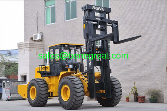 15ton empilhador todo-terreno  Empilhador todo-o-terreno15ton baixo preço fournisseur