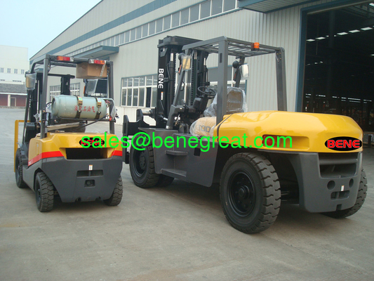 BENEN 10 ton forklift truck VS TCM 10 ton diesel forklift with ISUZU 6BG1 engine fournisseur