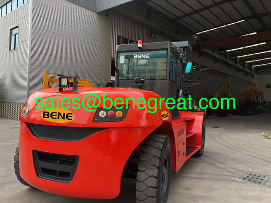 chariot élévateur diesel robuste chinois de 14,0 à 18,0 tonnes avec moteur Cummins, chariot élévateur de conteneur de 15 tonnes à vendre fournisseur